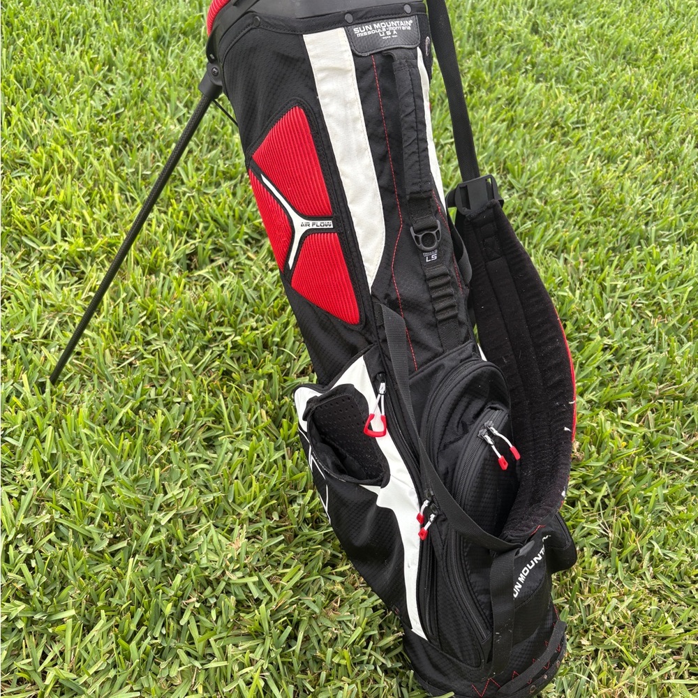 Black and Red Stand Golf Bag